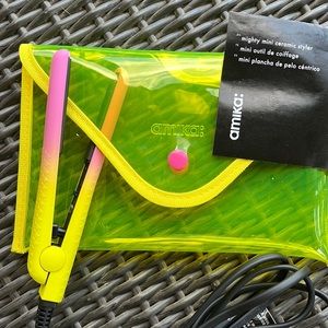 AMIKA mighty mini ceramic styler flat iron TRAVEL with case
